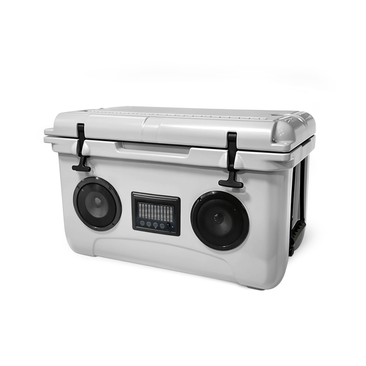 NooMii ColdBeats 45 for refreshments and music outdoors