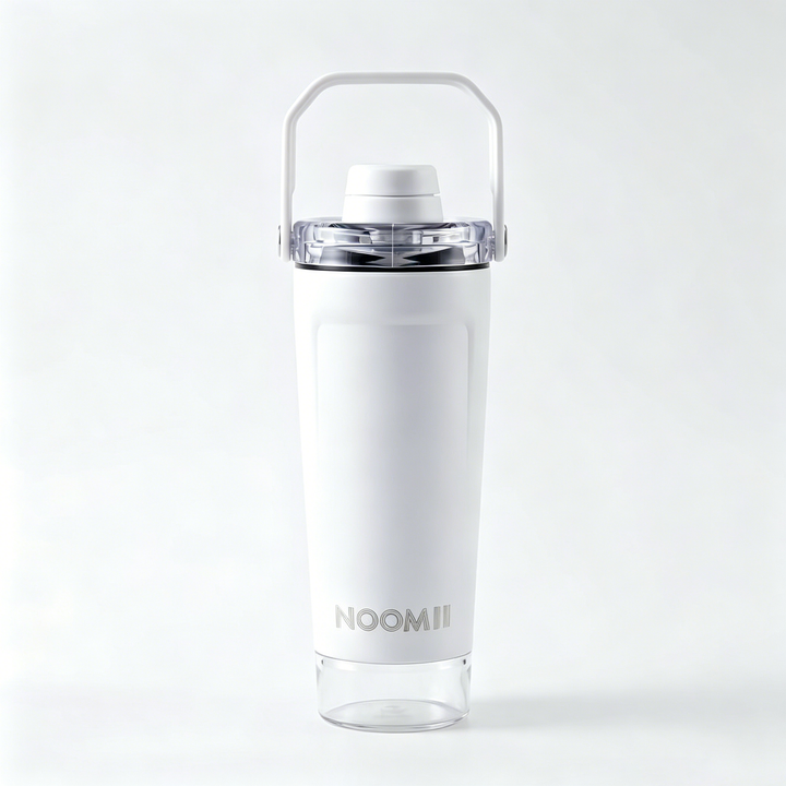 White NooMii ProShake 600 insulated protein shaker